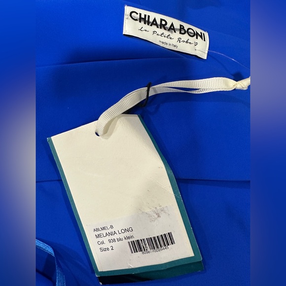 Chiara Boni Melania Off-The-Shoulder Gown SIZE 2 $995 - Picture 11 of 11